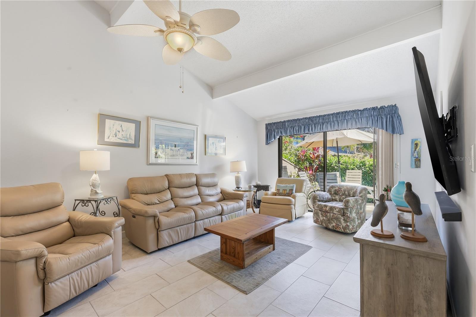 PELICAN COVE II - Residential