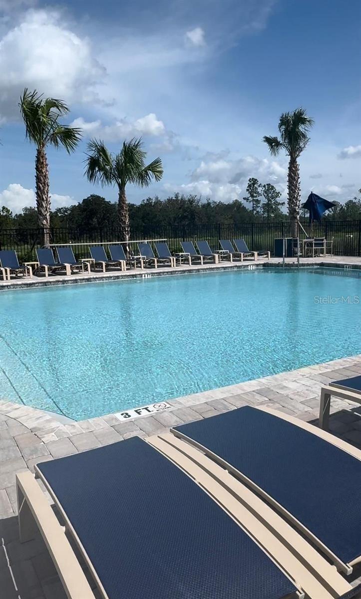FOX NORTH - Residential Lease