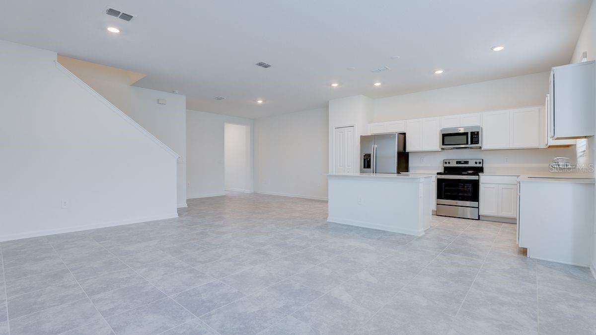 FOX NORTH - Residential Lease
