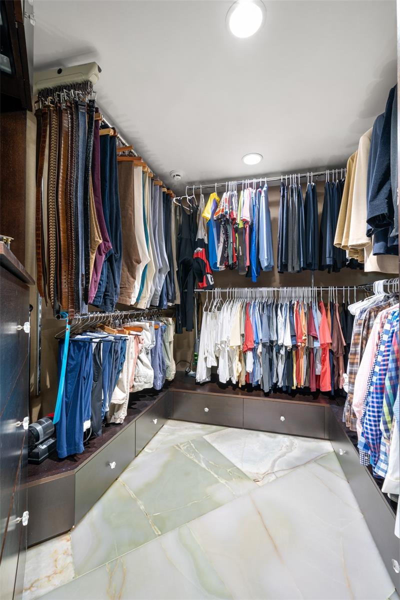 BOULEVARD HEIGHTS - Residential