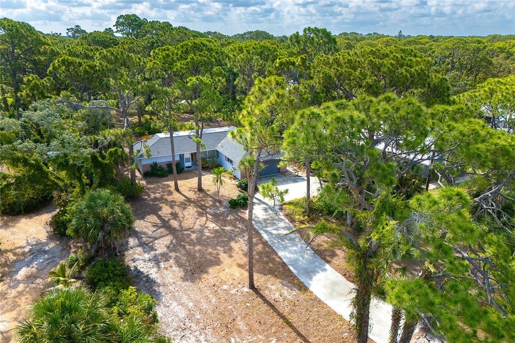 Photo of 5833 S Miami Road, Venice, FL 34293 (MLS # D6147838)