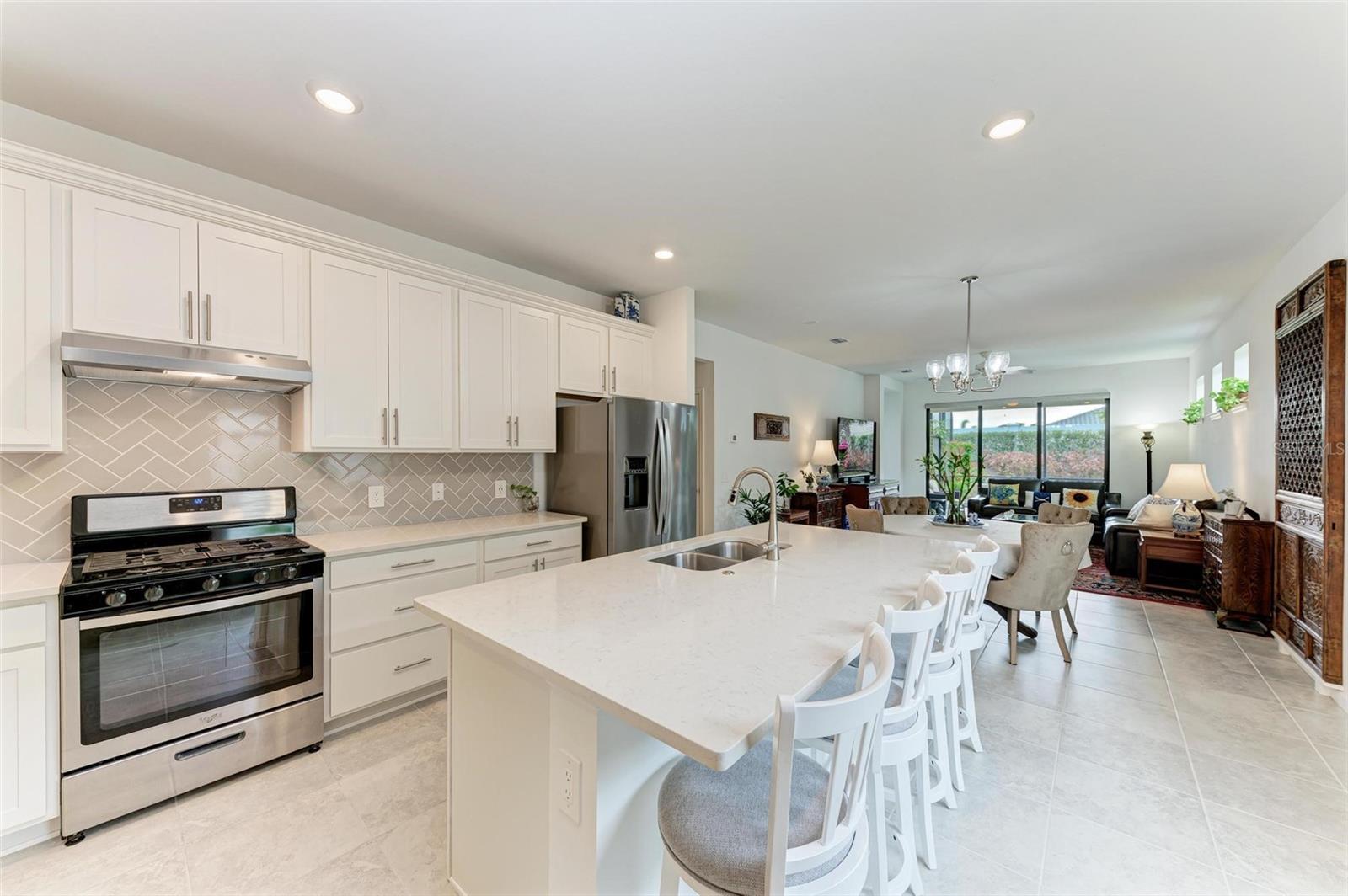 Search Properties for Sale 3 6273 WINDING PINE DRIVE