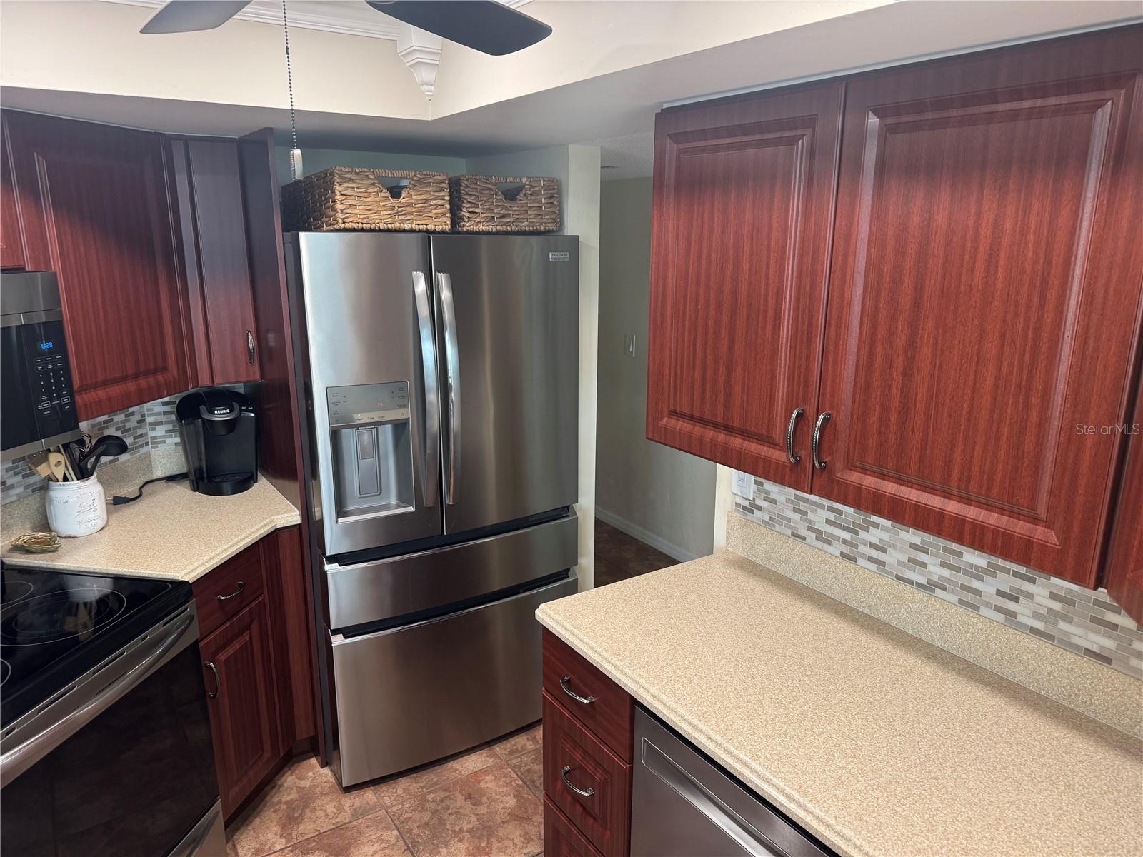OCEANS WEST CONDO - Residential Lease