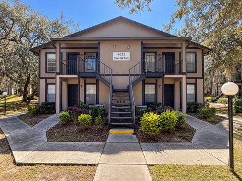 Photo of 4023 Dream Oak Place #204, Tampa, FL 33613 (MLS # TB8561495)