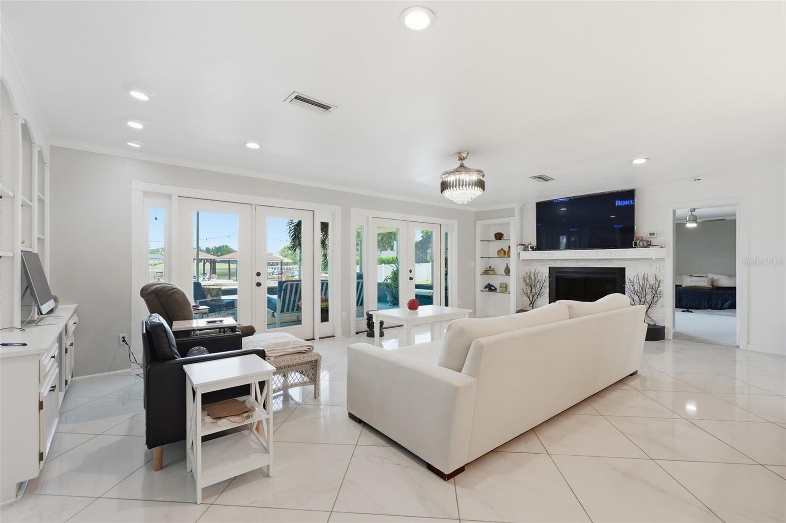 EAST LAKE ADD - Residential