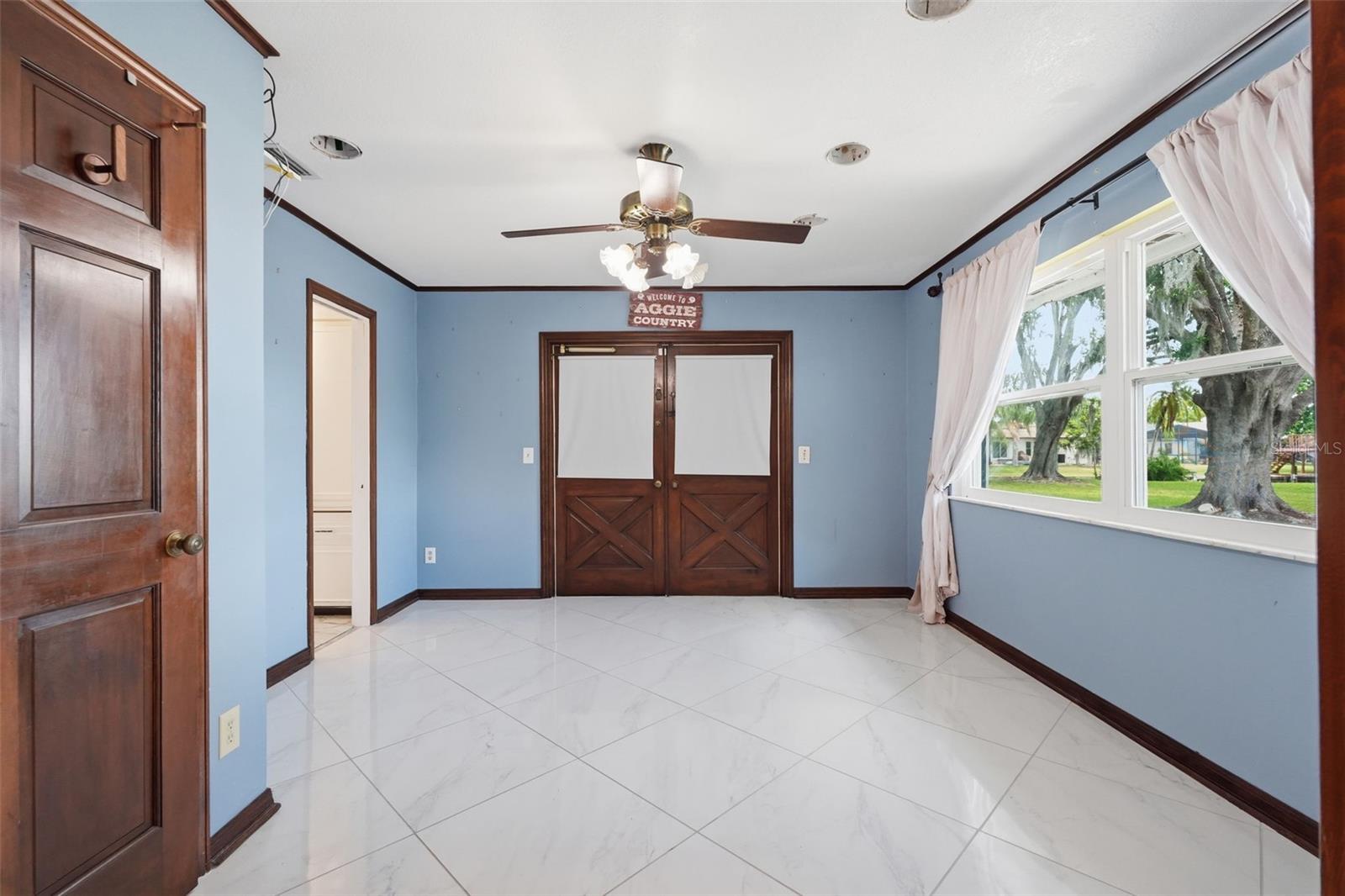 EAST LAKE ADD - Residential
