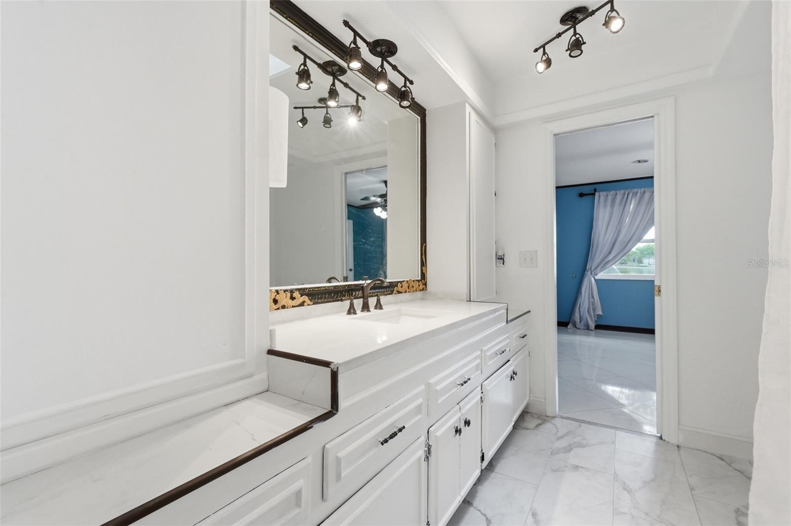 EAST LAKE ADD - Residential