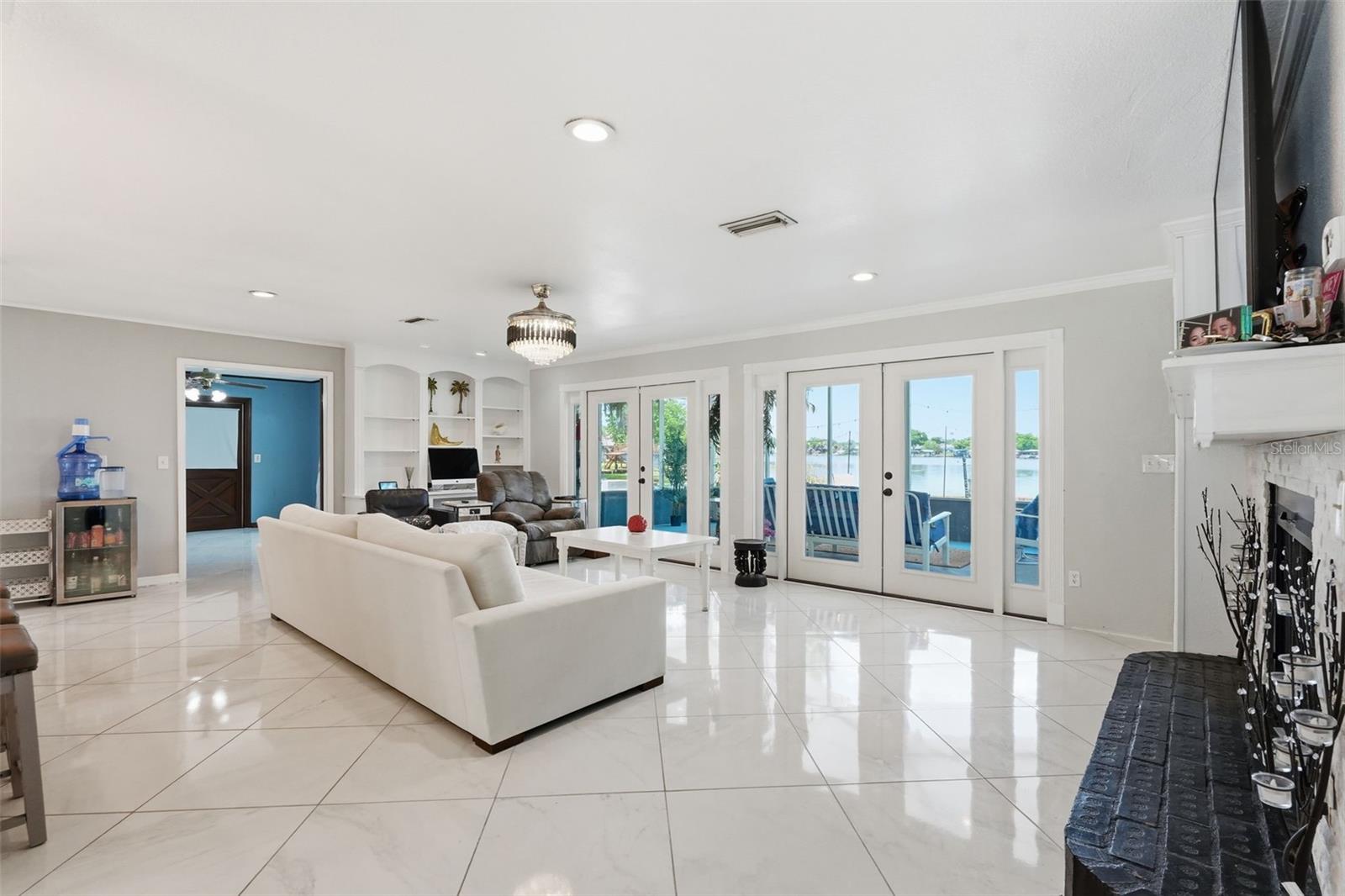 EAST LAKE ADD - Residential
