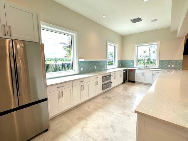 WATERCOLOR PLACE PH II - Residential