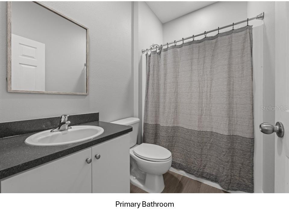 LEXINGTON COMMONS - Residential