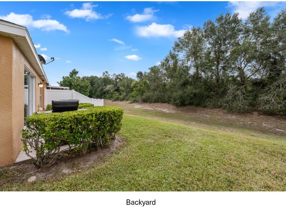 LEXINGTON COMMONS - Residential