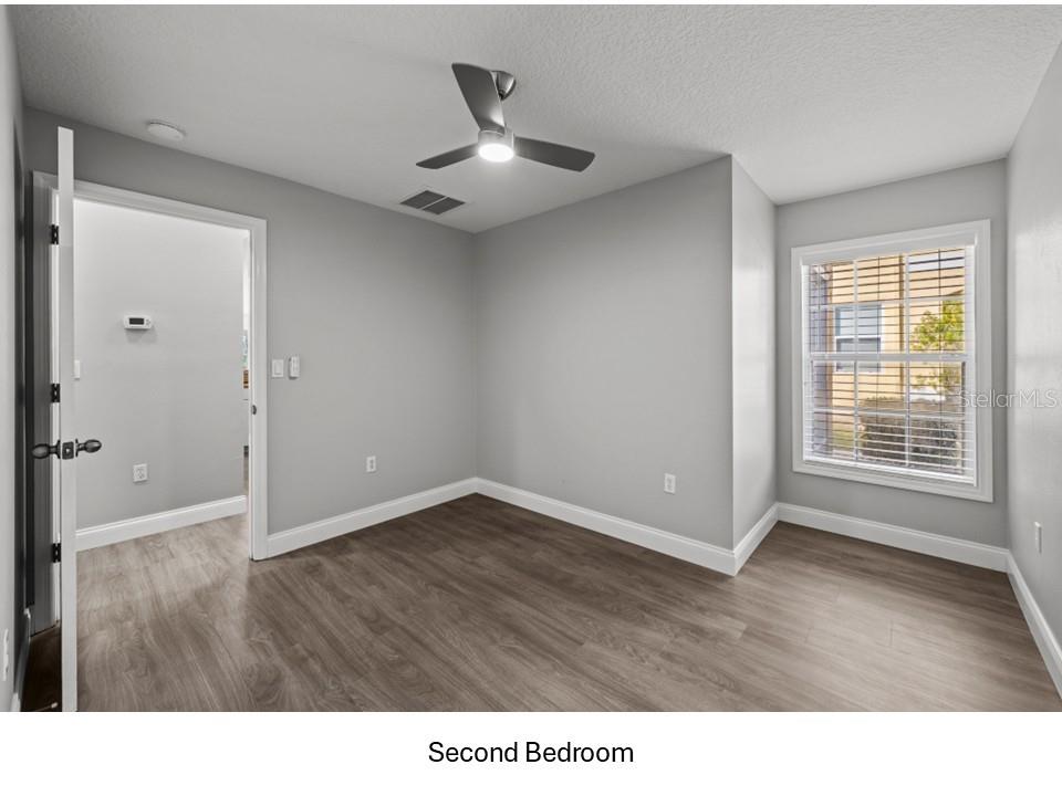 LEXINGTON COMMONS - Residential