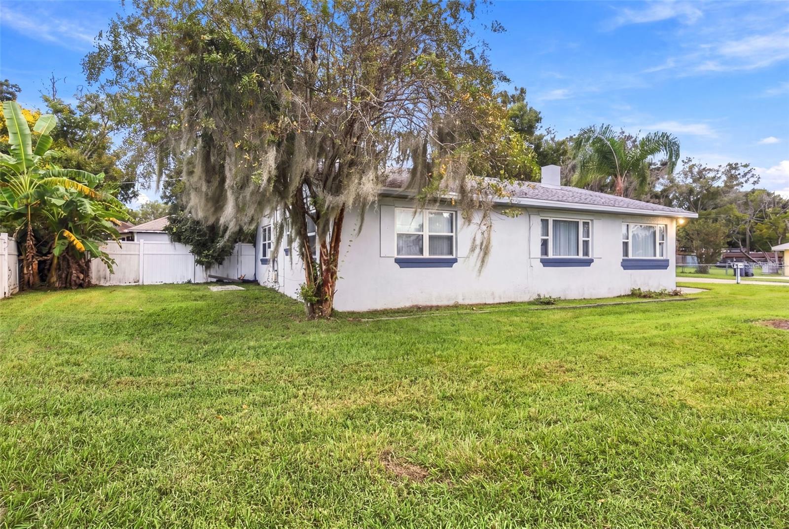 1540 S LAKE SHIPP DRIVE