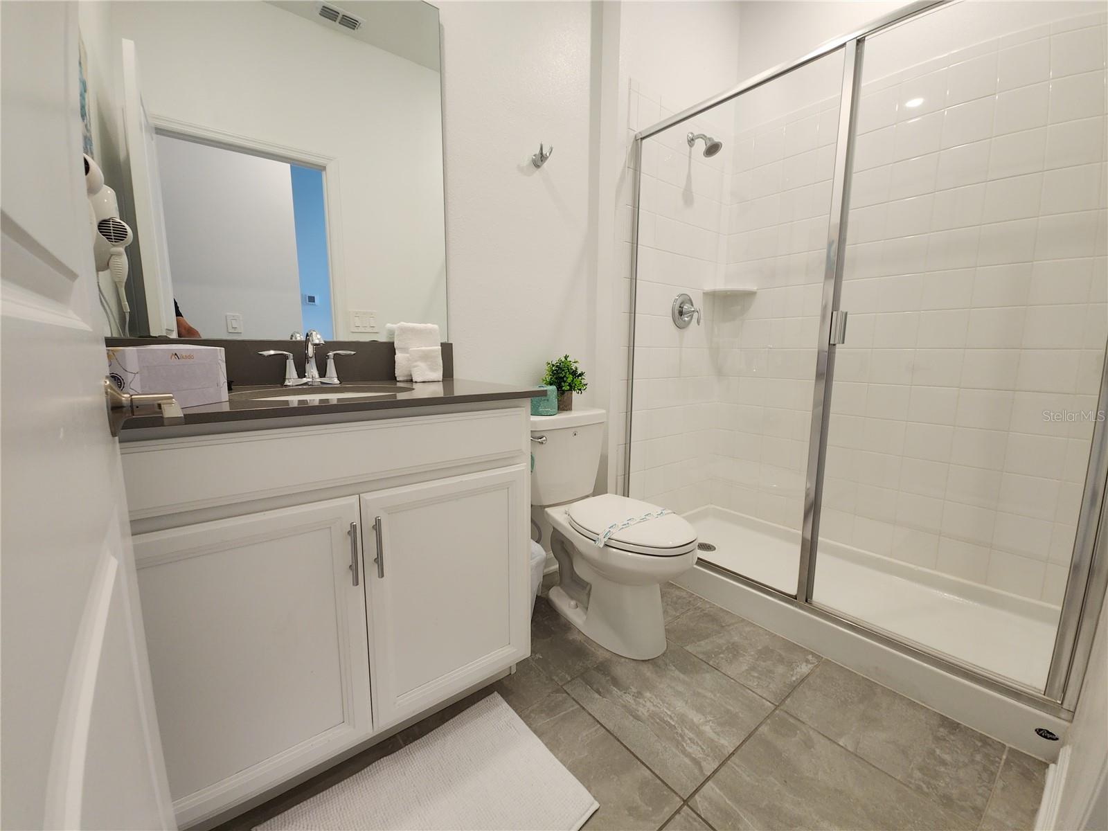 CHAMPIONSGATE CONDO 4 PH 25 & 26 - Residential Lease