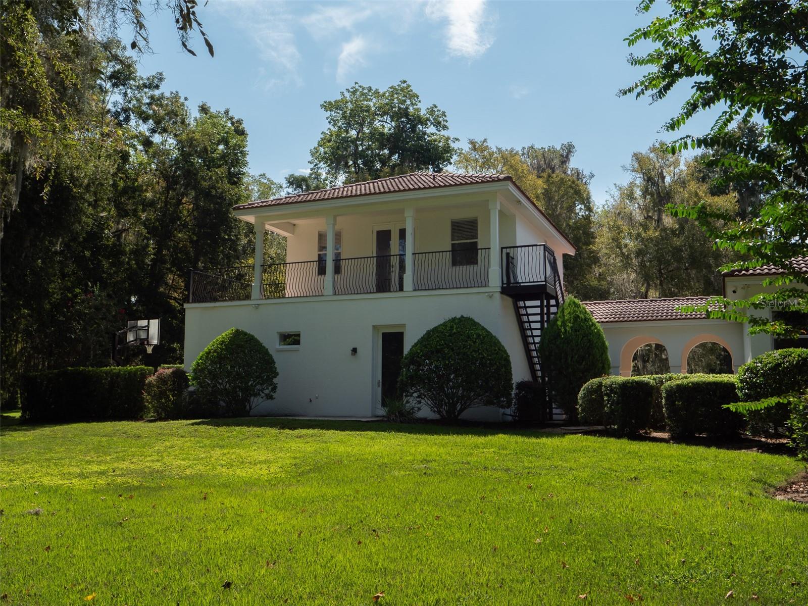 CEDAR CREEK - Residential