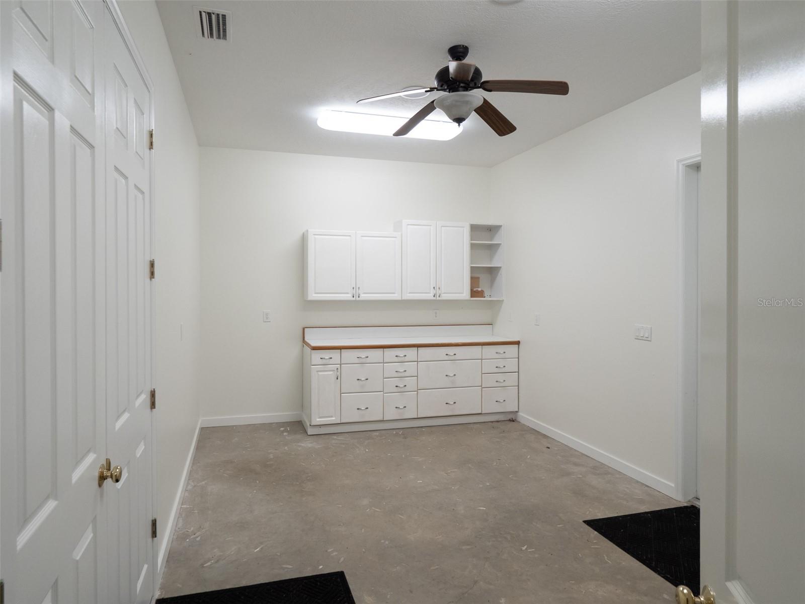 CEDAR CREEK - Residential