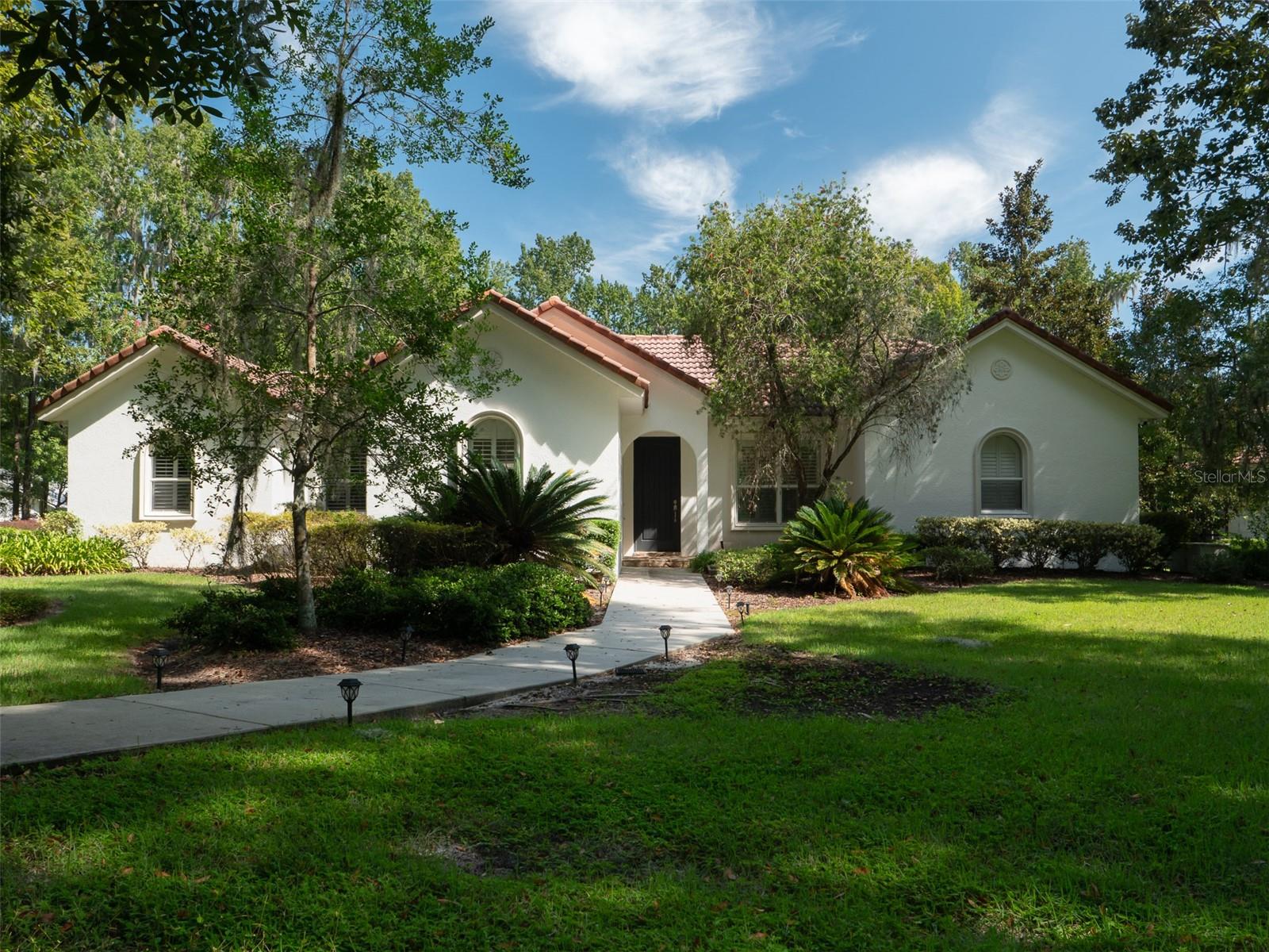 CEDAR CREEK - Residential