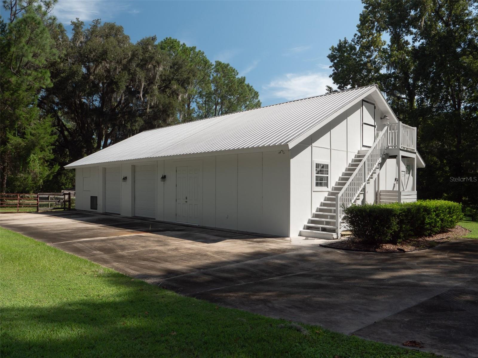 CEDAR CREEK - Residential