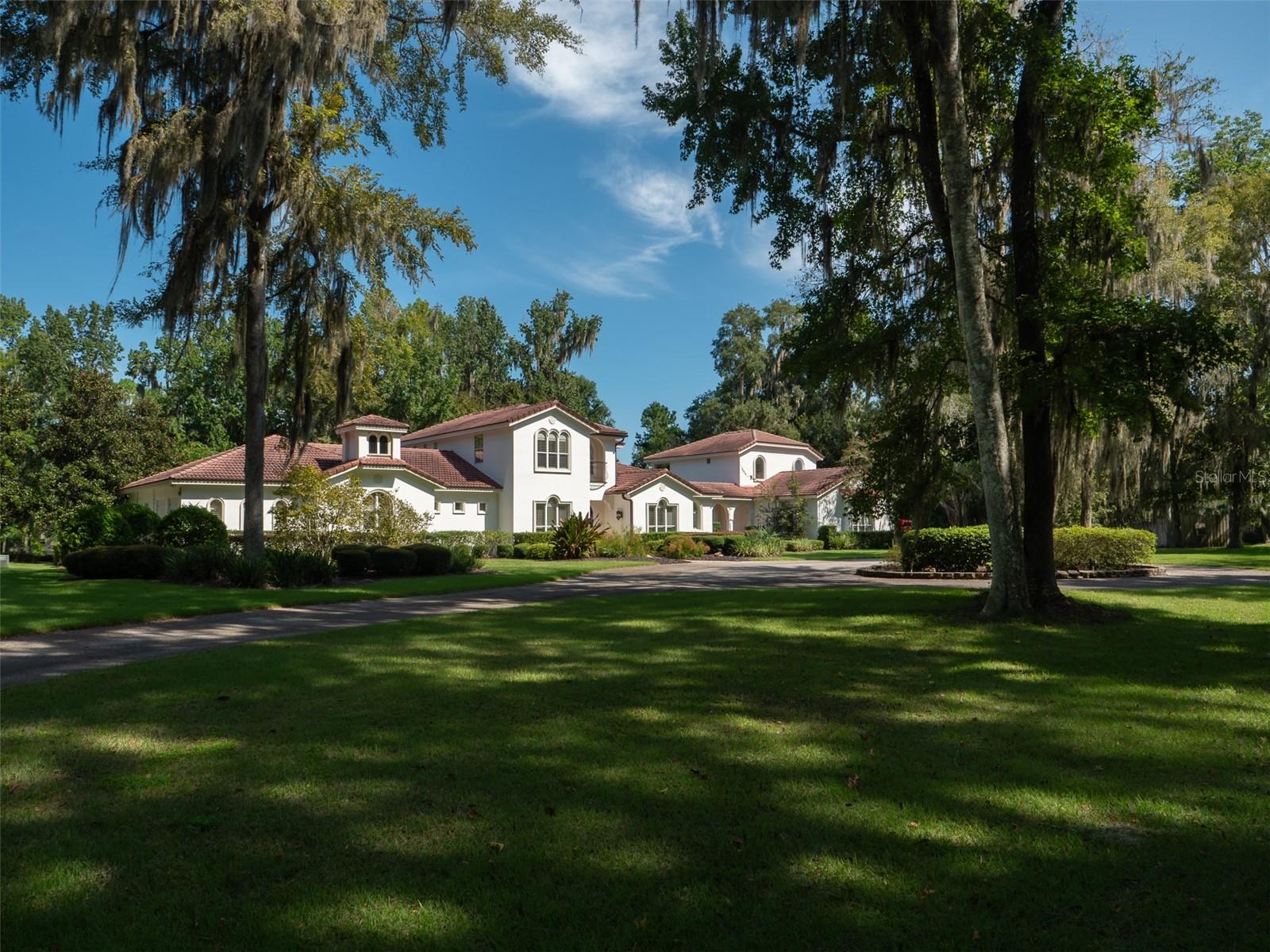 CEDAR CREEK - Residential