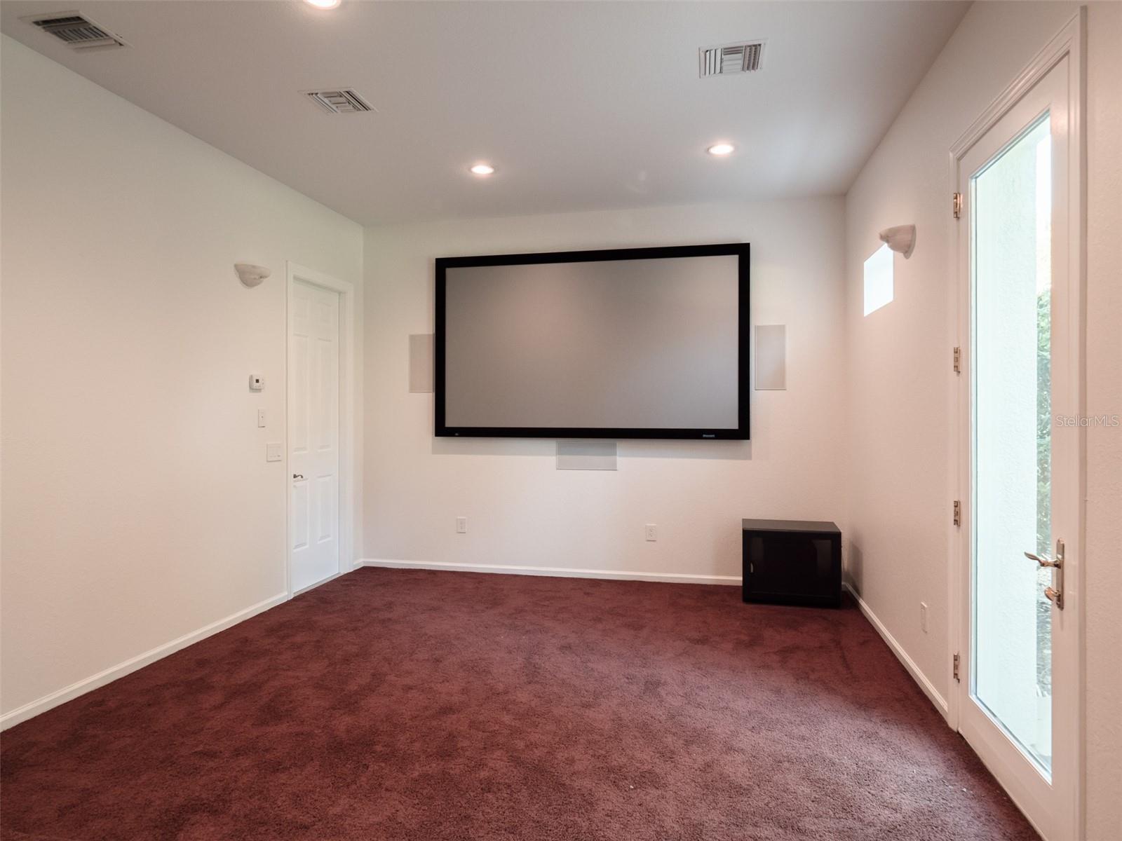 CEDAR CREEK - Residential