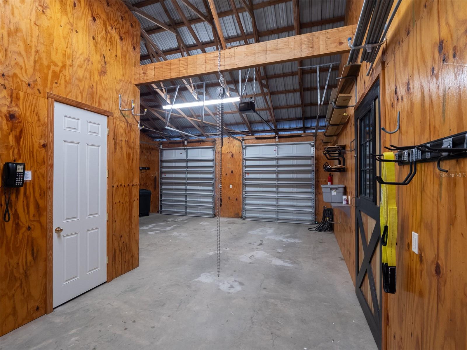 CEDAR CREEK - Residential