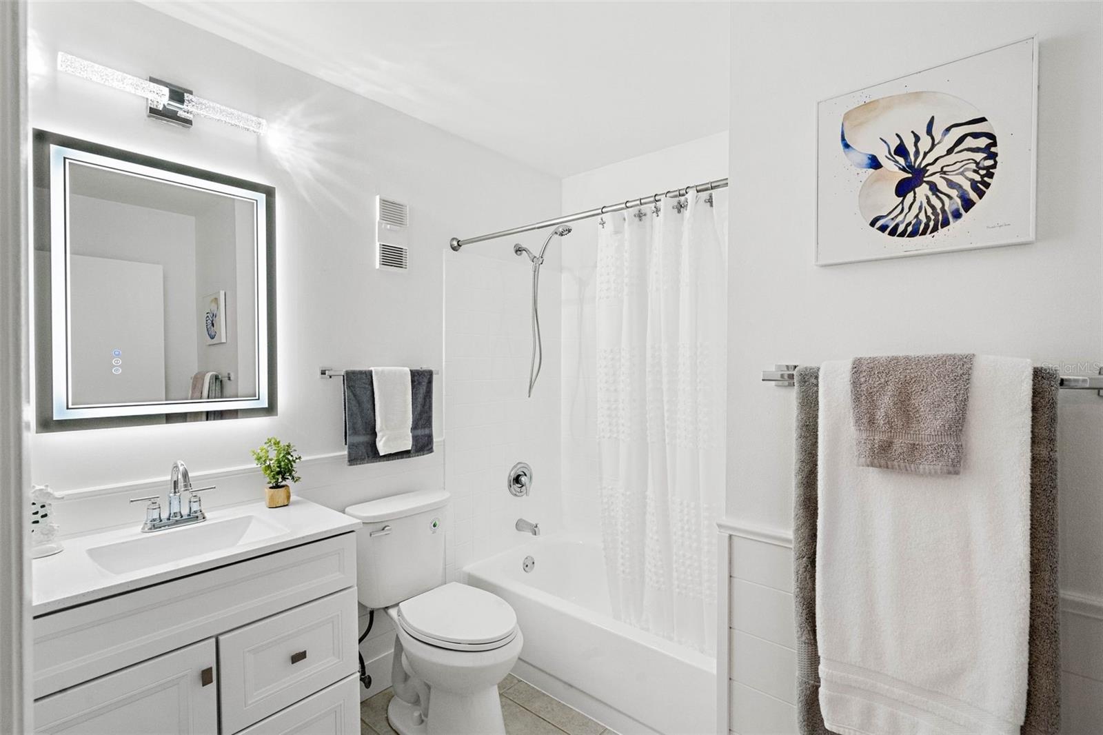 WANDER RESIDENCES OF TIERRA VERDE - Residential