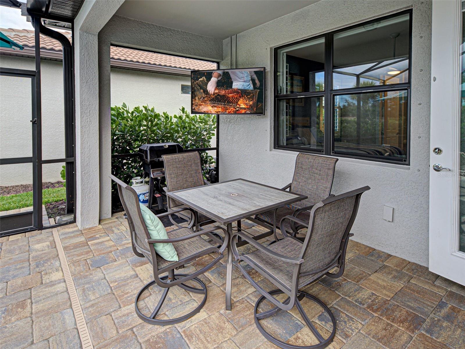 ISLANDWALK/THE WEST VLGS PH 8 - Residential