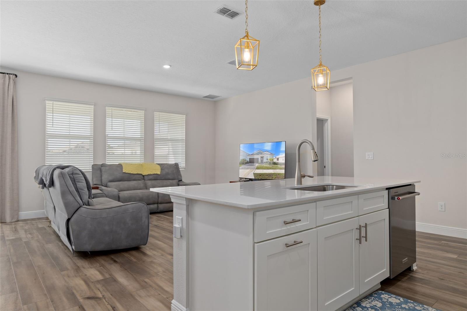 MIRADA PCL 15B-1 - Residential