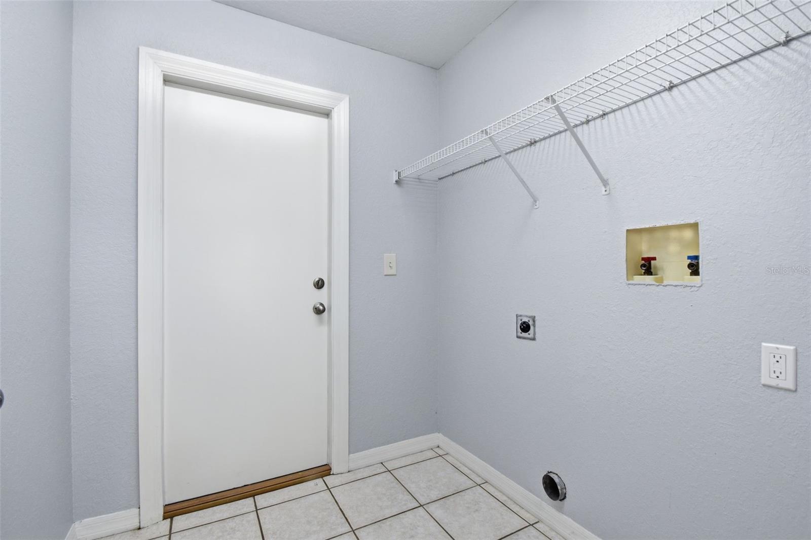 APOLLO BEACH UNIT 1 PT 2 - Residential