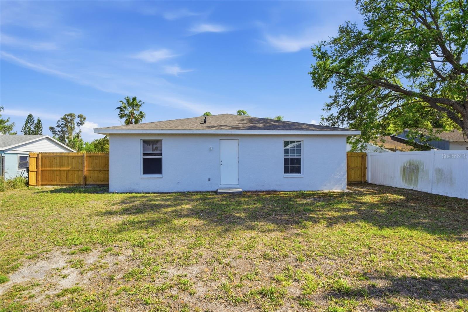 APOLLO BEACH UNIT 1 PT 2 - Residential