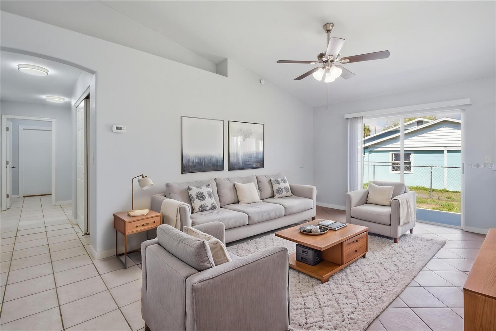 APOLLO BEACH UNIT 1 PT 2 - Residential