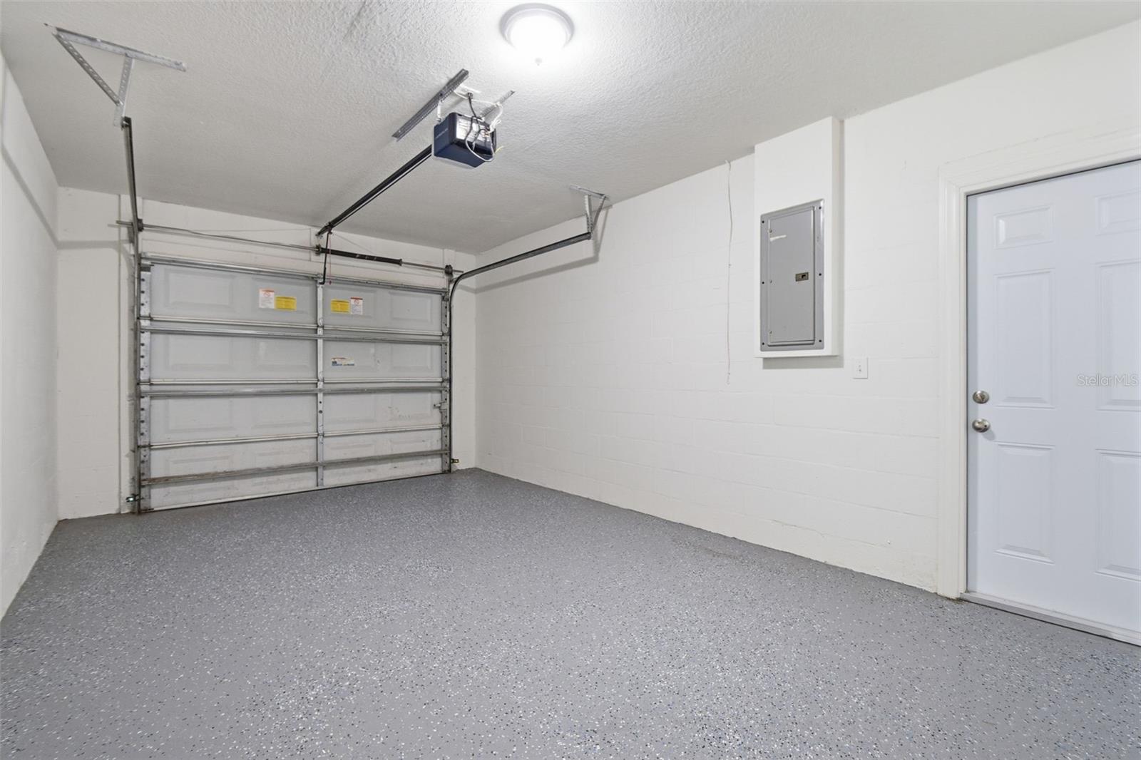 APOLLO BEACH UNIT 1 PT 2 - Residential