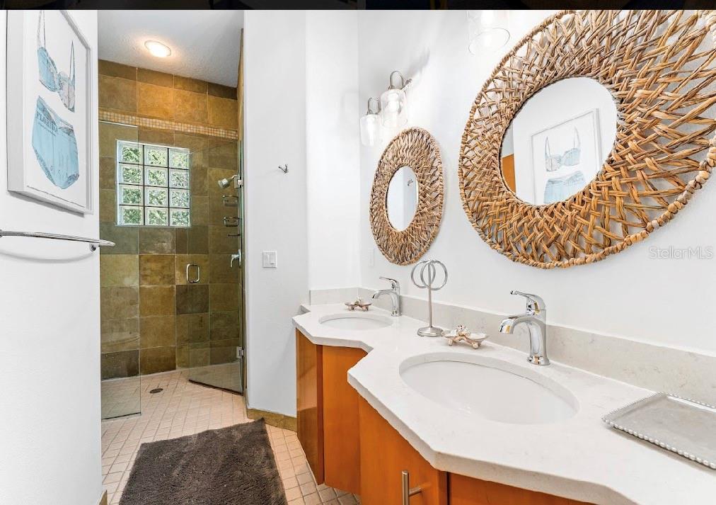 SIESTA VILLAS 1 - Residential