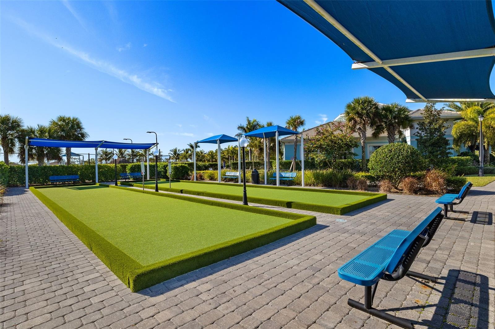 ENTRADA C1-C13 R-1 L1-L10 01 02 - Residential