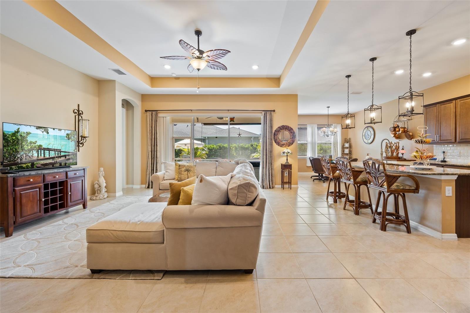 ENTRADA C1-C13 R-1 L1-L10 01 02 - Residential