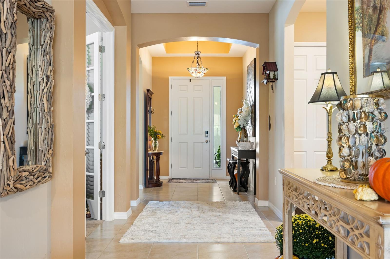 ENTRADA C1-C13 R-1 L1-L10 01 02 - Residential