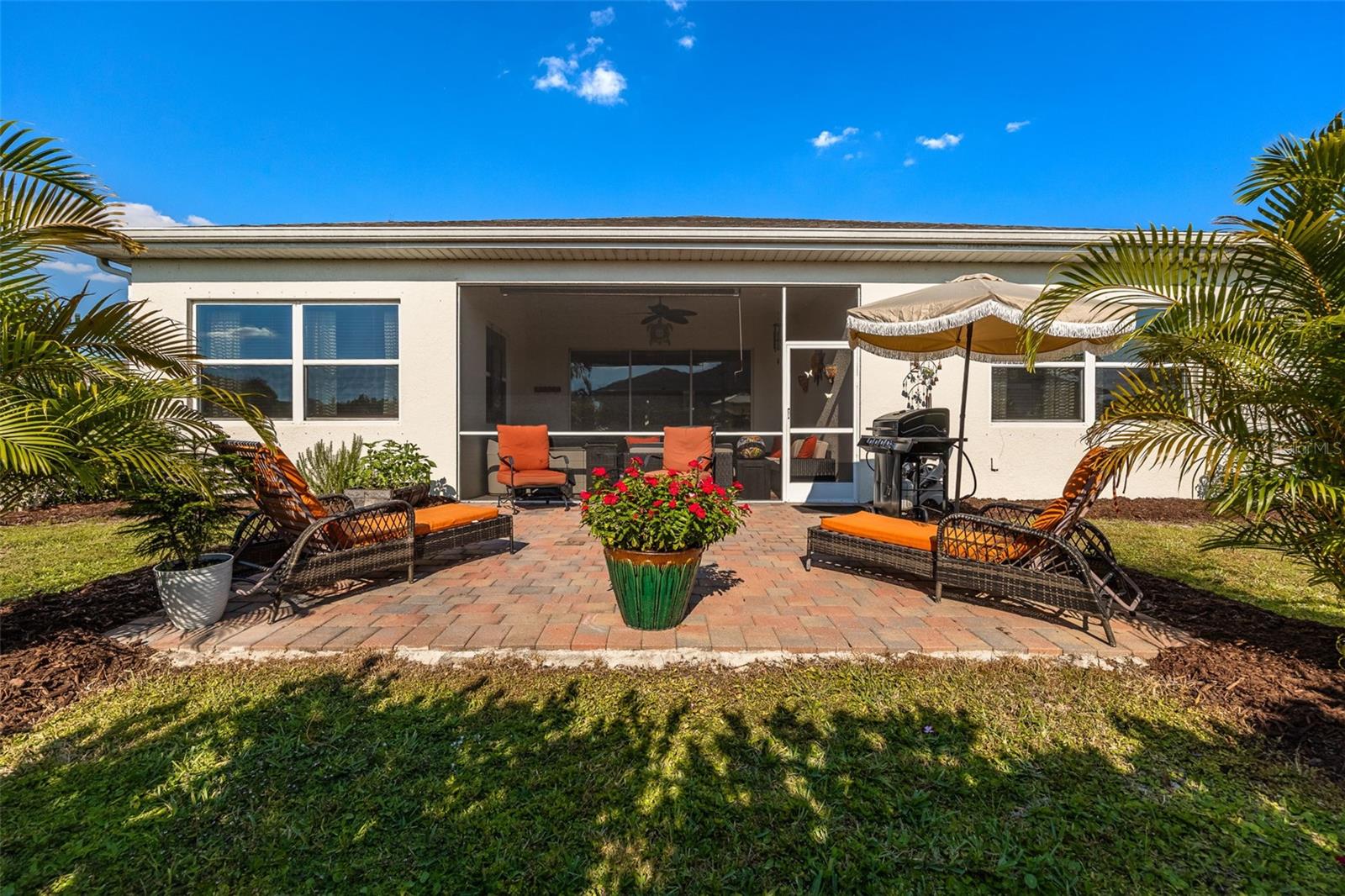 ENTRADA C1-C13 R-1 L1-L10 01 02 - Residential