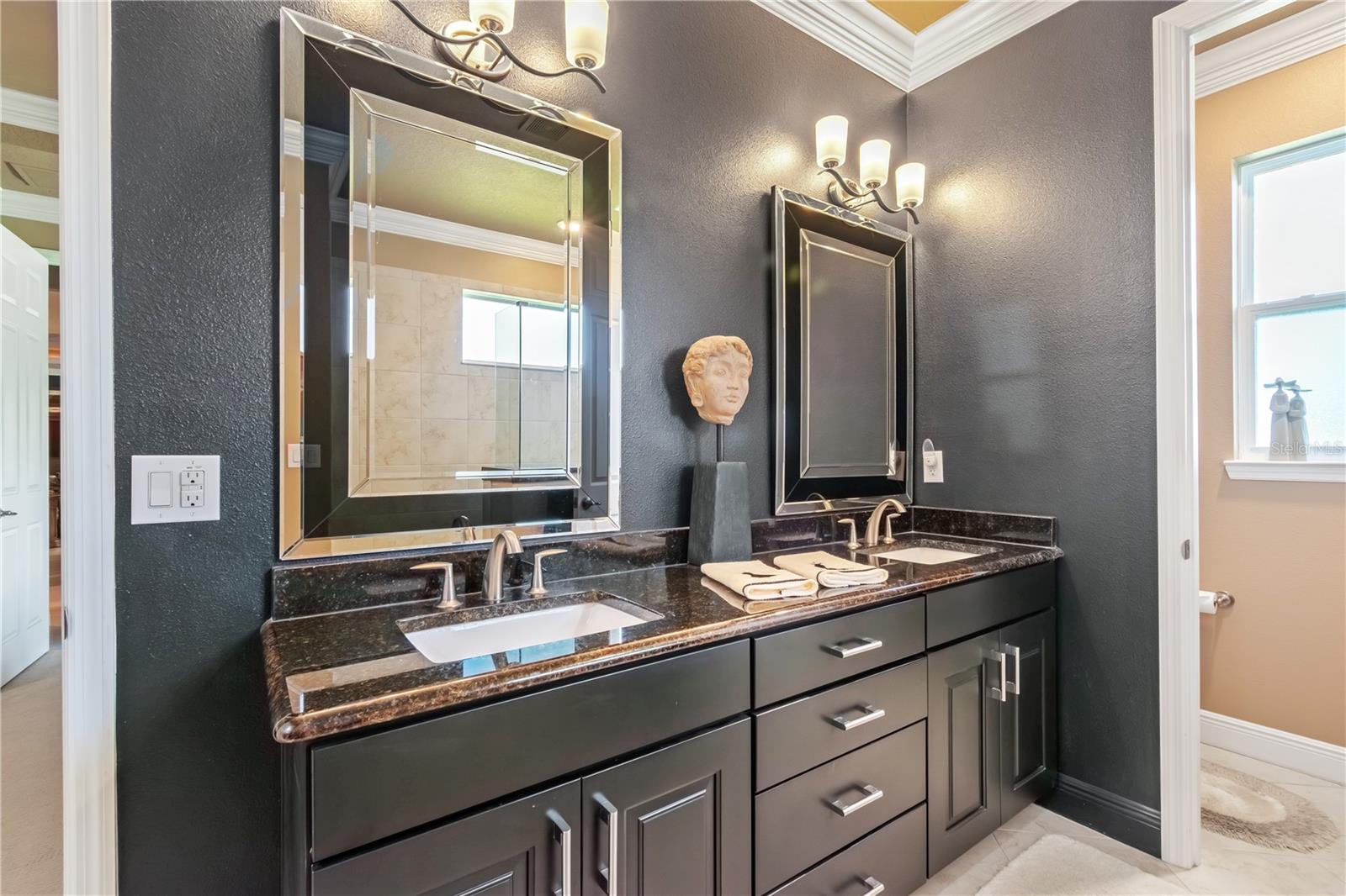 CANDLER HILLS WEST THE SANCTUARY - Residential