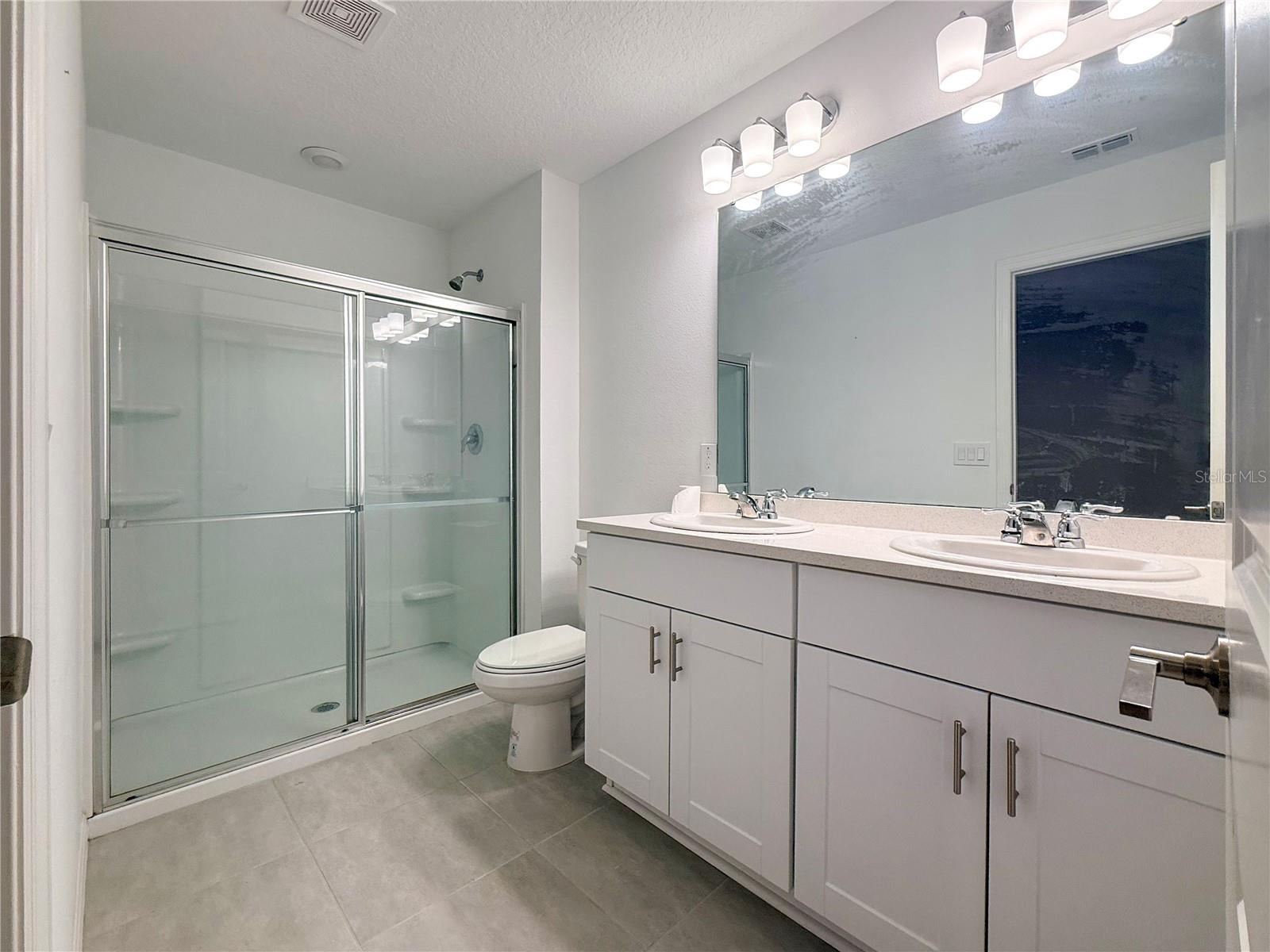 THE TOWNHOMES AT BELLALAGO - Residential Lease