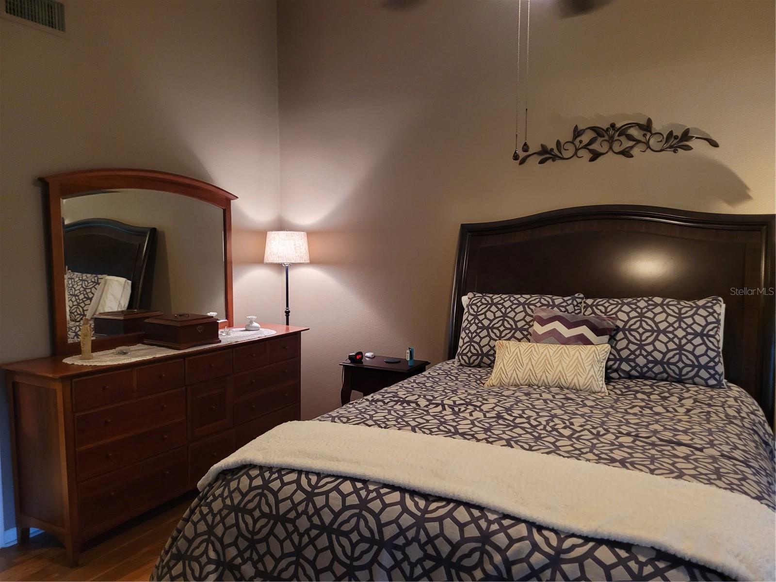 LANDMARK OAKS CONDO - Residential