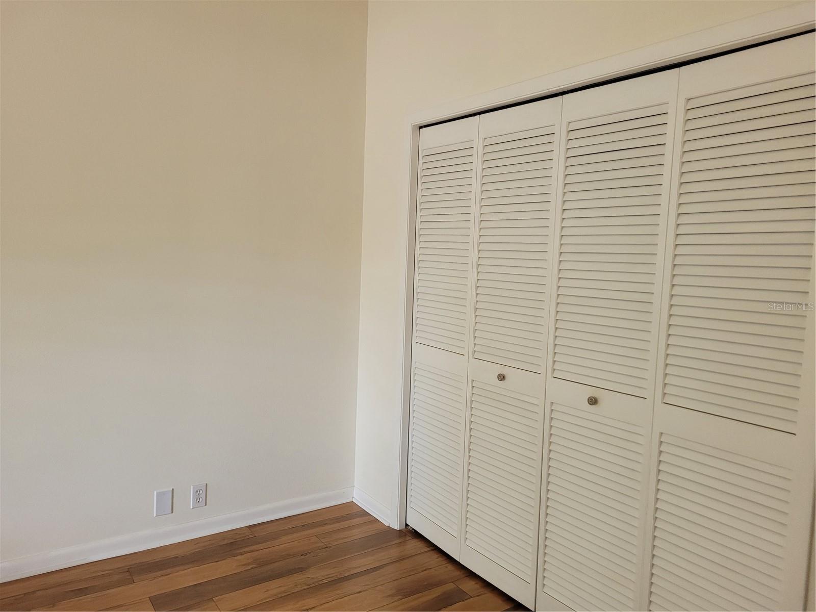 LANDMARK OAKS CONDO - Residential