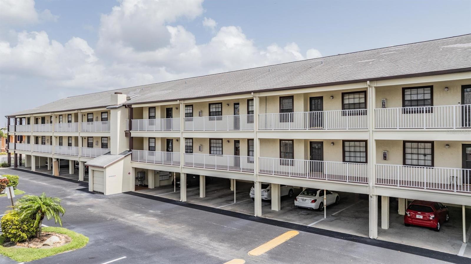 340 CAUSEWAY BOULEVARD 105