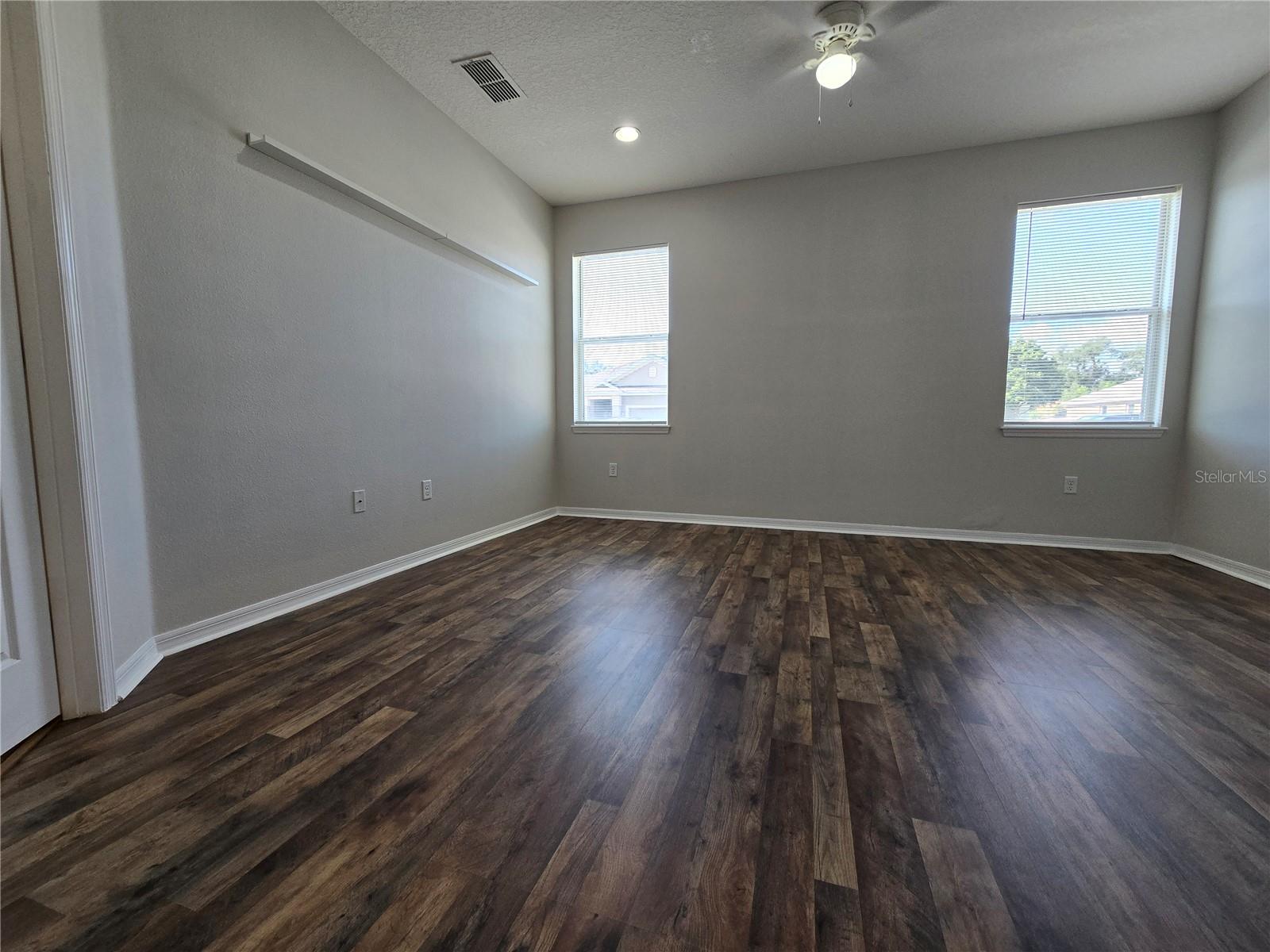 KRENSON WOODS - Residential