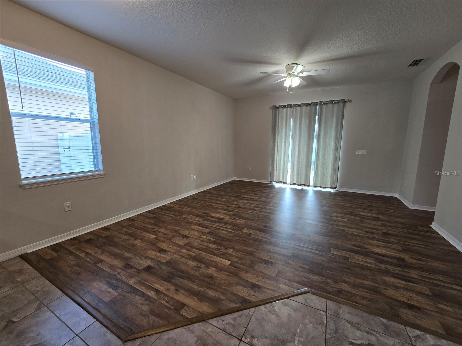 KRENSON WOODS - Residential