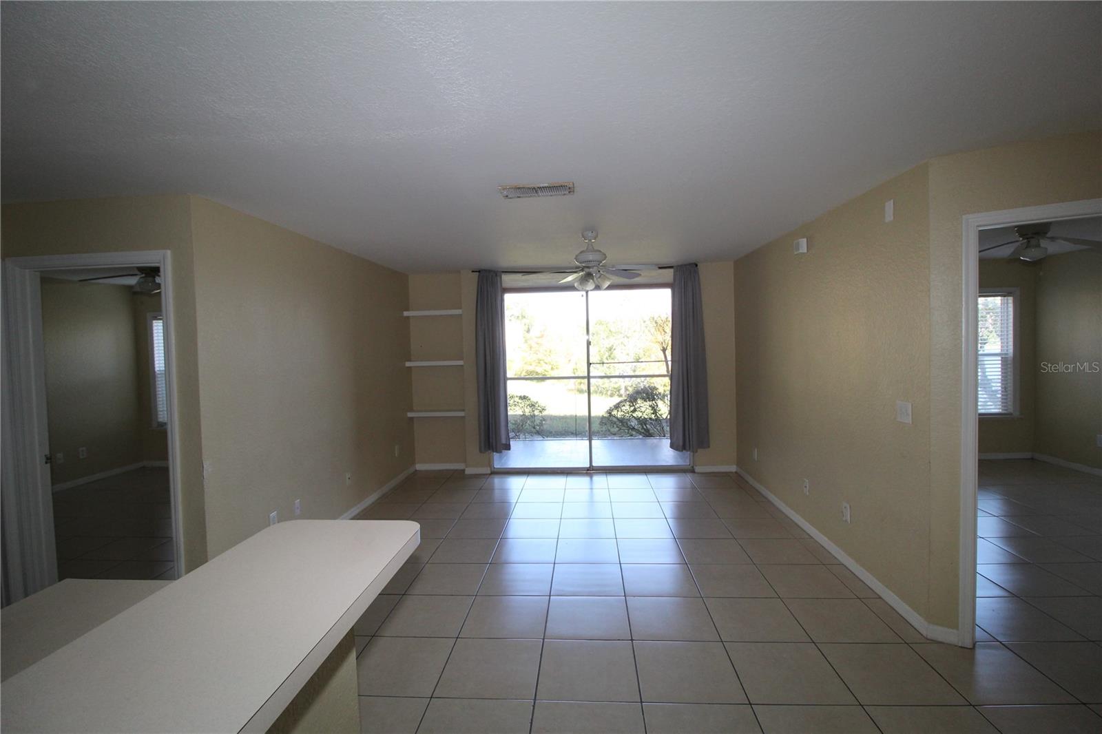 SANDLAKE PRIVATE RESIDENCES - Residential Lease