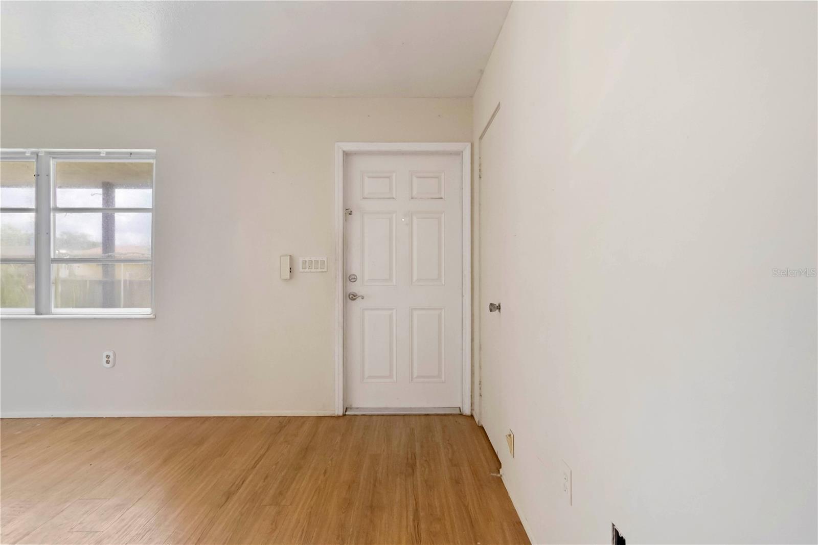 417 GLEN OAK ROAD