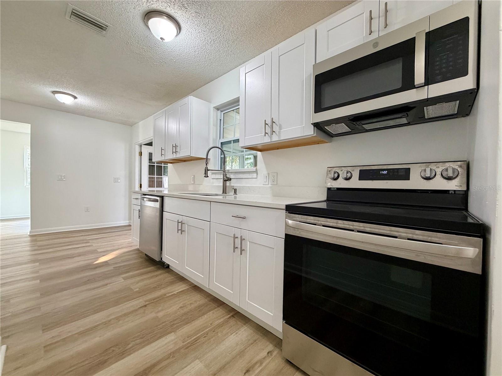 GREENWICH VILLAGE BLK 41 HOWRYS ADD DELAND - Residential