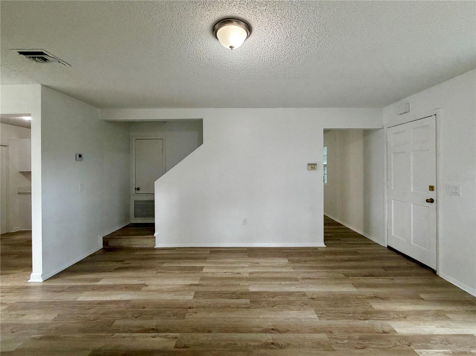 GREENWICH VILLAGE BLK 41 HOWRYS ADD DELAND - Residential