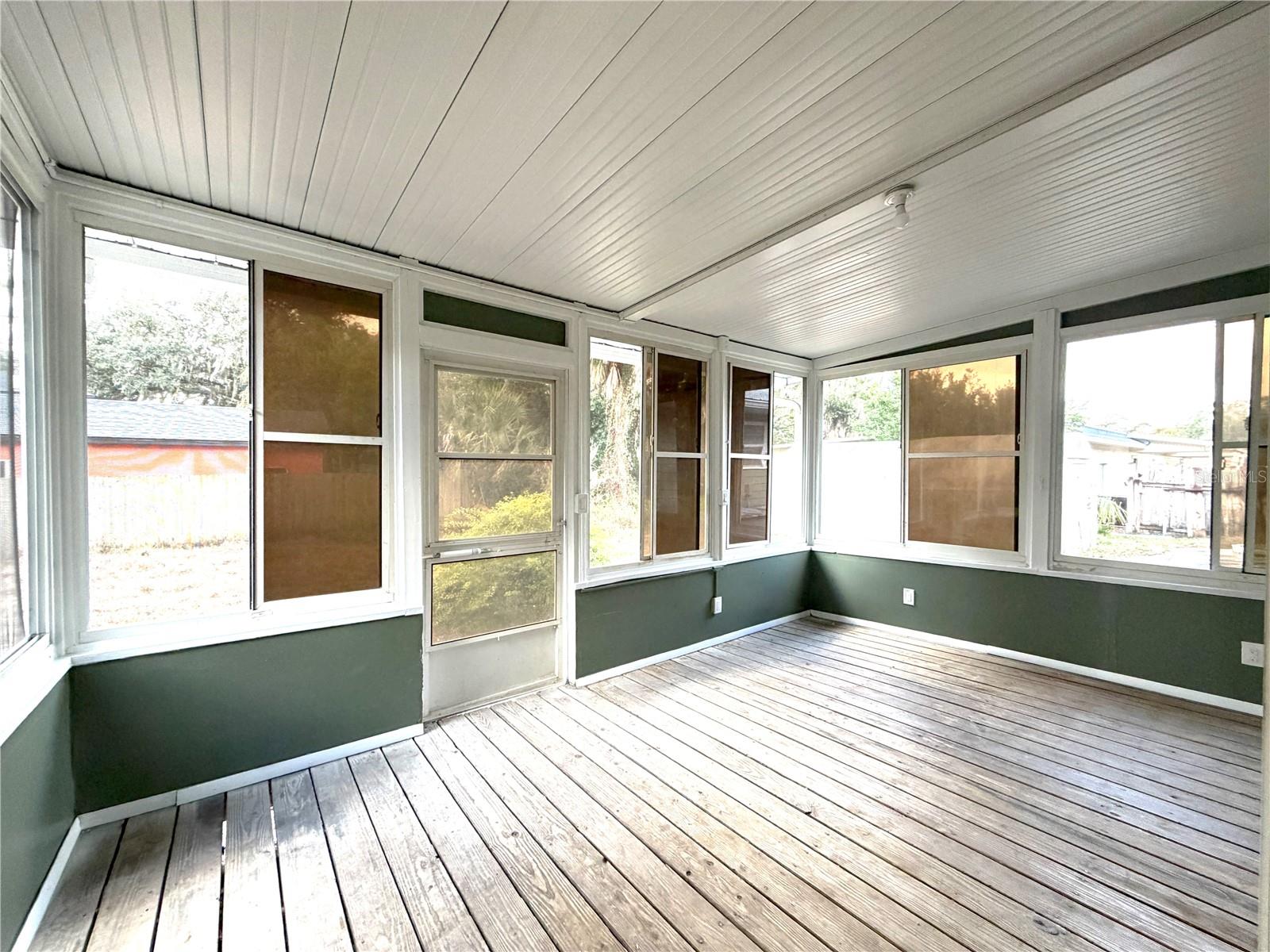 GREENWICH VILLAGE BLK 41 HOWRYS ADD DELAND - Residential