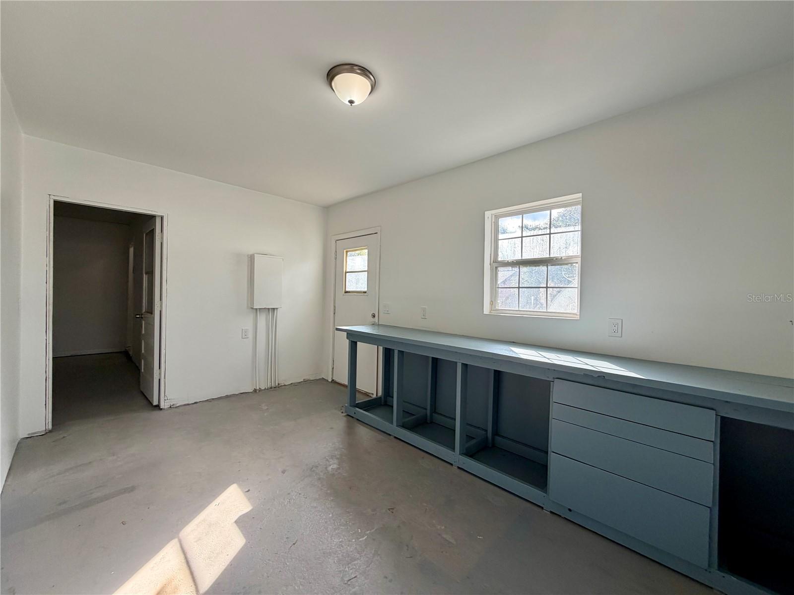 GREENWICH VILLAGE BLK 41 HOWRYS ADD DELAND - Residential